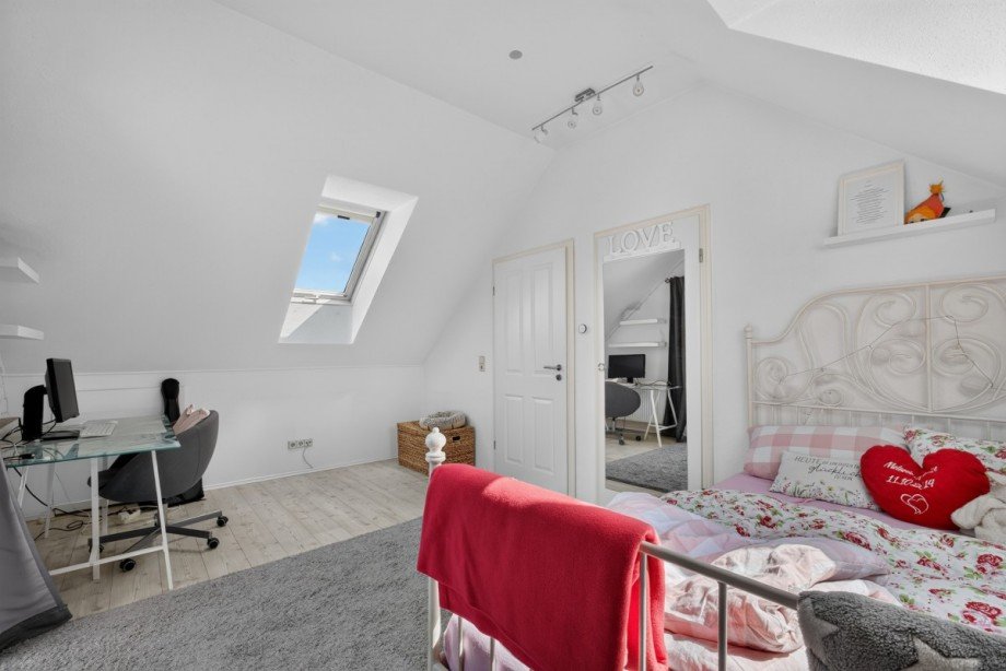 Zimmer DG Doppelhaush�lfte Niefern-�schelbronn