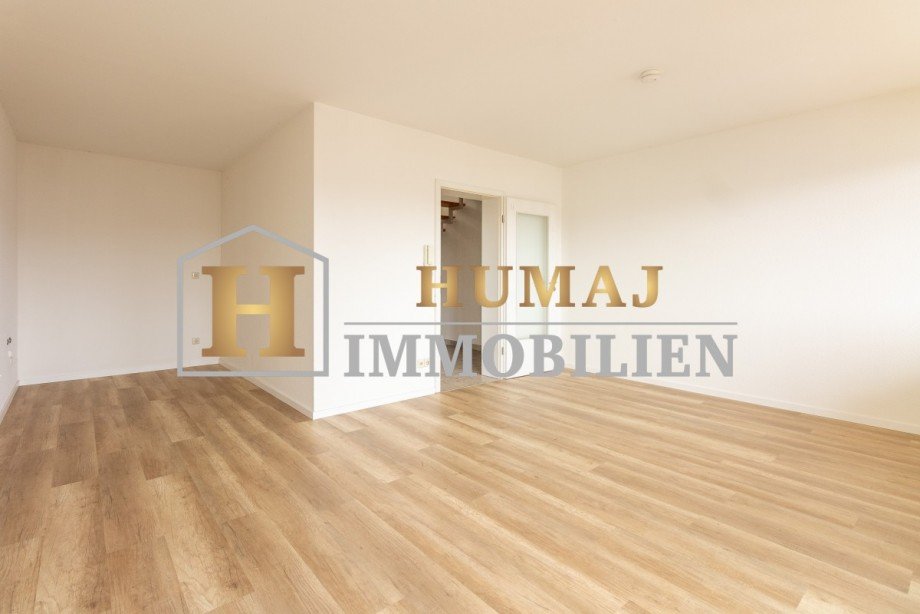 Offene Wohnzimmer mit K�che Reihenendhaus Eisingen