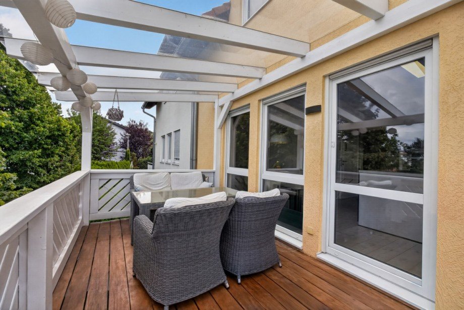 Balkon Doppelhaush�lfte Niefern-�schelbronn