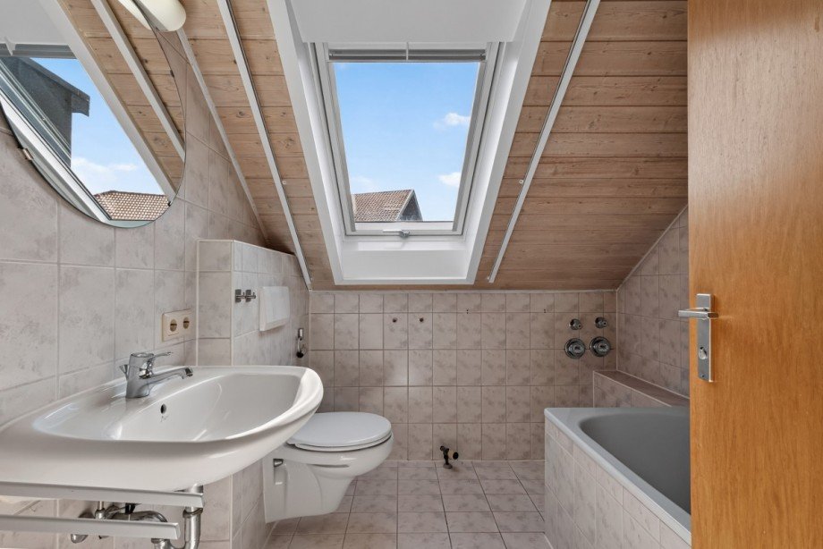 Badezimmer Dachgeschosswohnung Neulingen