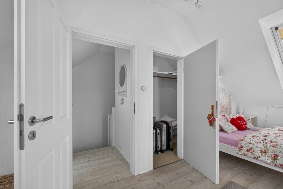 Zimmer DG Doppelhaush�lfte Niefern-�schelbronn