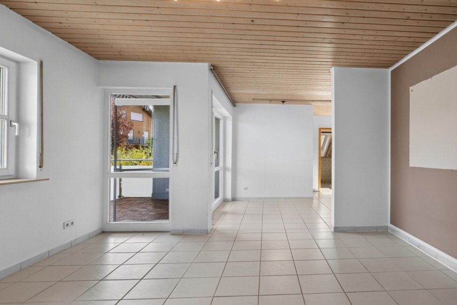 Offener Wohnbereich Dachgeschosswohnung Neulingen