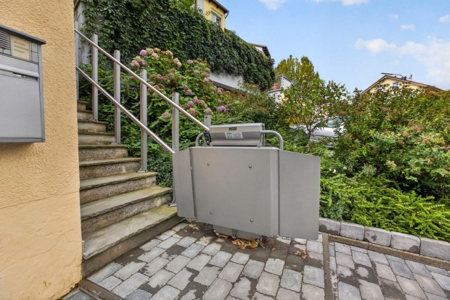 Treppenlift Doppelhaush�lfte Niefern-�schelbronn