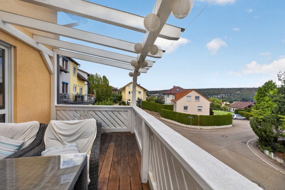 Balkon Doppelhaush�lfte Niefern-�schelbronn