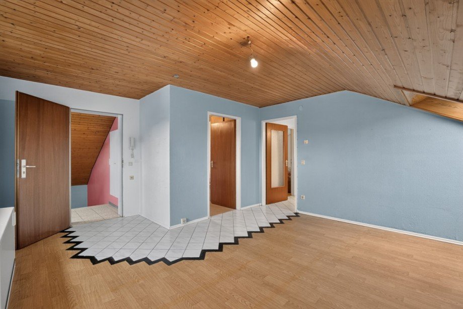 Wohnzimmer Dachgeschosswohnung Keltern
