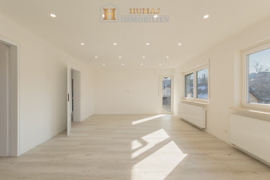 Wohnzimmer - EG Einfamilienhaus Eisingen