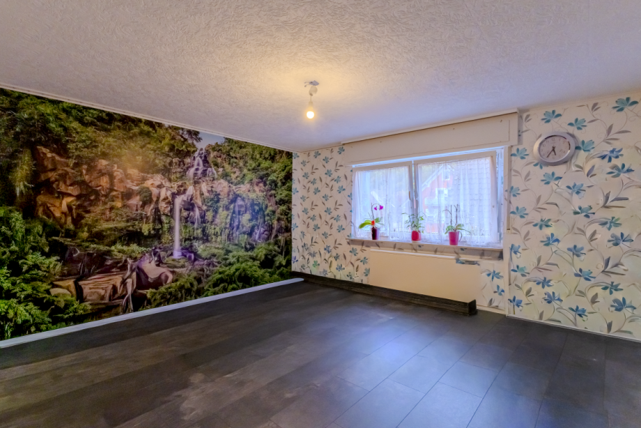 Wohnzimmer 1.OG Mehrfamilienhaus Ispringen