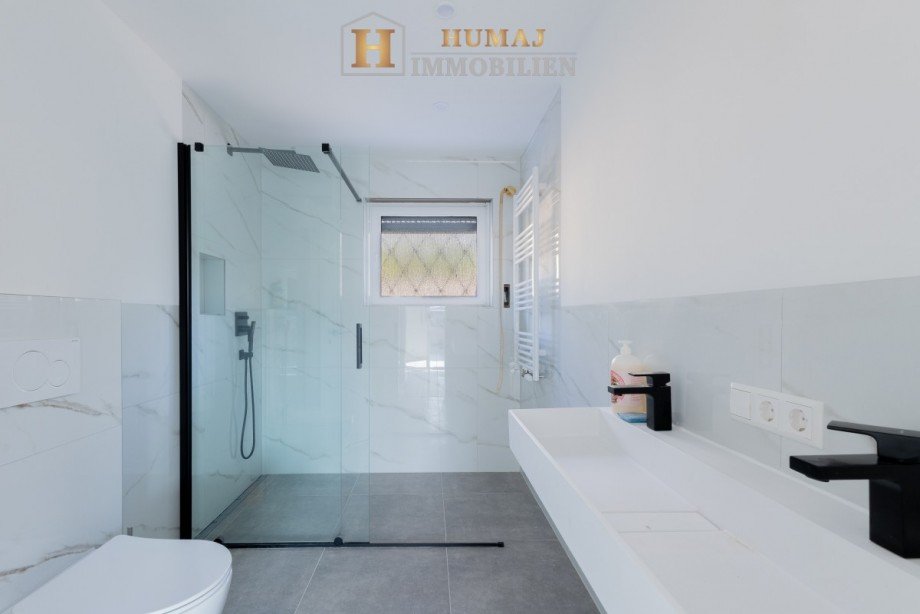 Badezimmer - EG Einfamilienhaus Eisingen